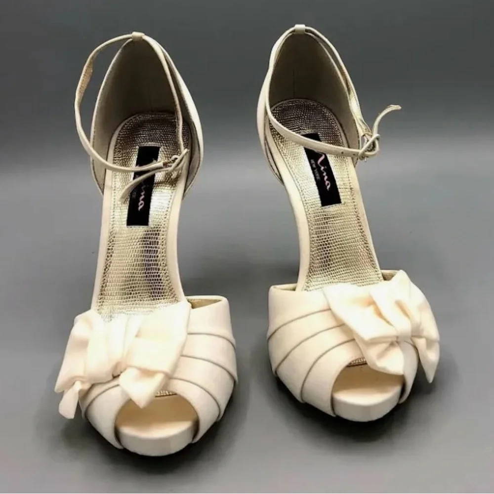 Nina Electra Ivory Elegant Peep-Toe Heels with Bow, Size 10 - Picture 1 of 10